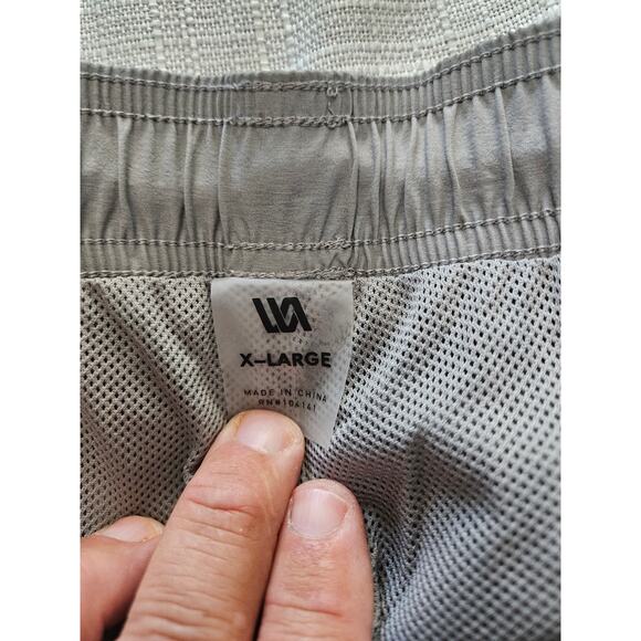 VRST Relaxed Fit Drawstring LIned Short Gray size XL - Picture 5 of 7
